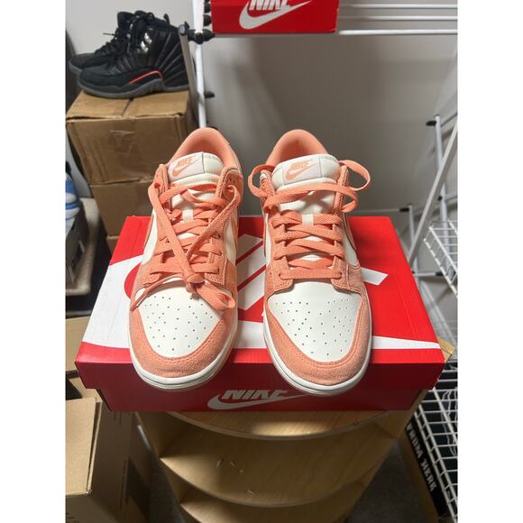 Nike Dunk Low ‘Peach Suede’ Women’s 10.5 brand new in box - Picture 6 of 8